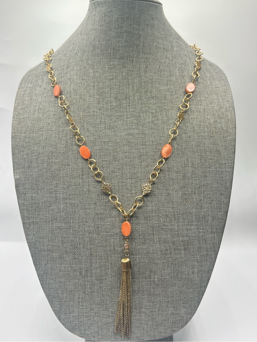 Gold Tone Coral Acrylic Tassel Beaded Y-Drop Lariat Necklace MCM Preppy Flapper